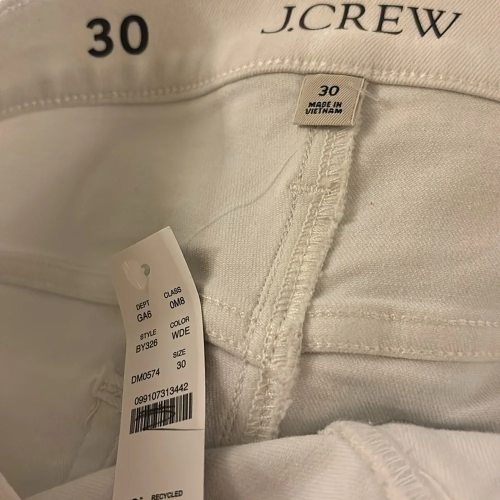 J.Crew Mid-Rise Denim Short In White 30X4” Stretch Raw Hem Cuff Resort Vacation